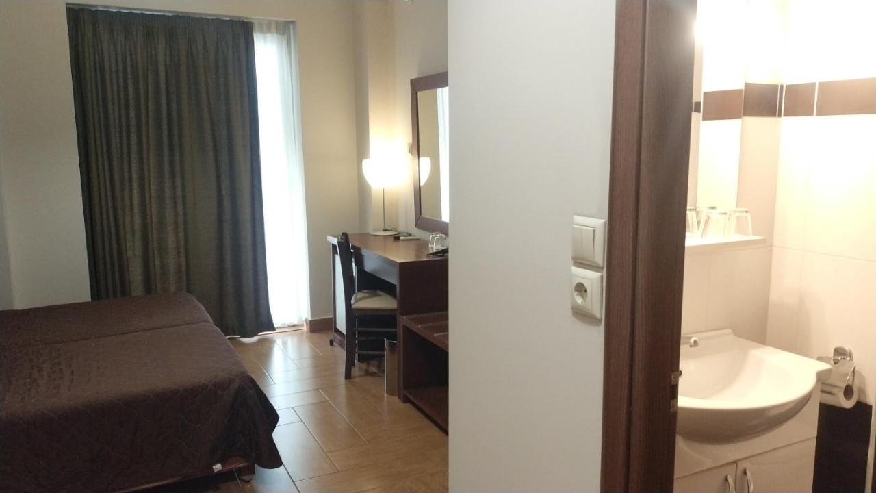 Ambrosia Suites Athena Bagian luar foto